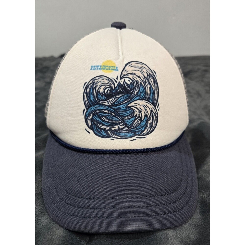 Patagonia Snapback Hat Trucker Cap Gray Mesh Printed Wave Foam Beach S/M vtg